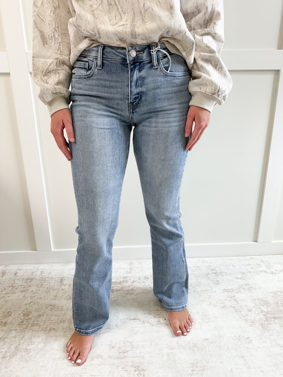 Cameron Mid Rise Bootcut-32" Inseam