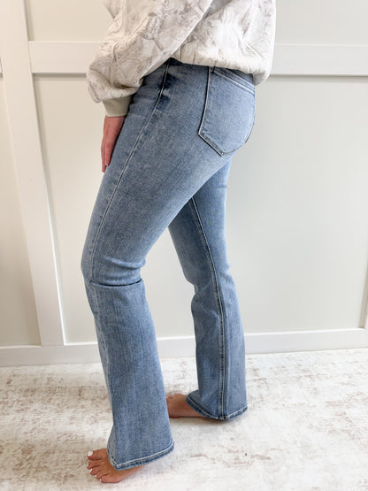 Cameron Mid Rise Bootcut-32" Inseam