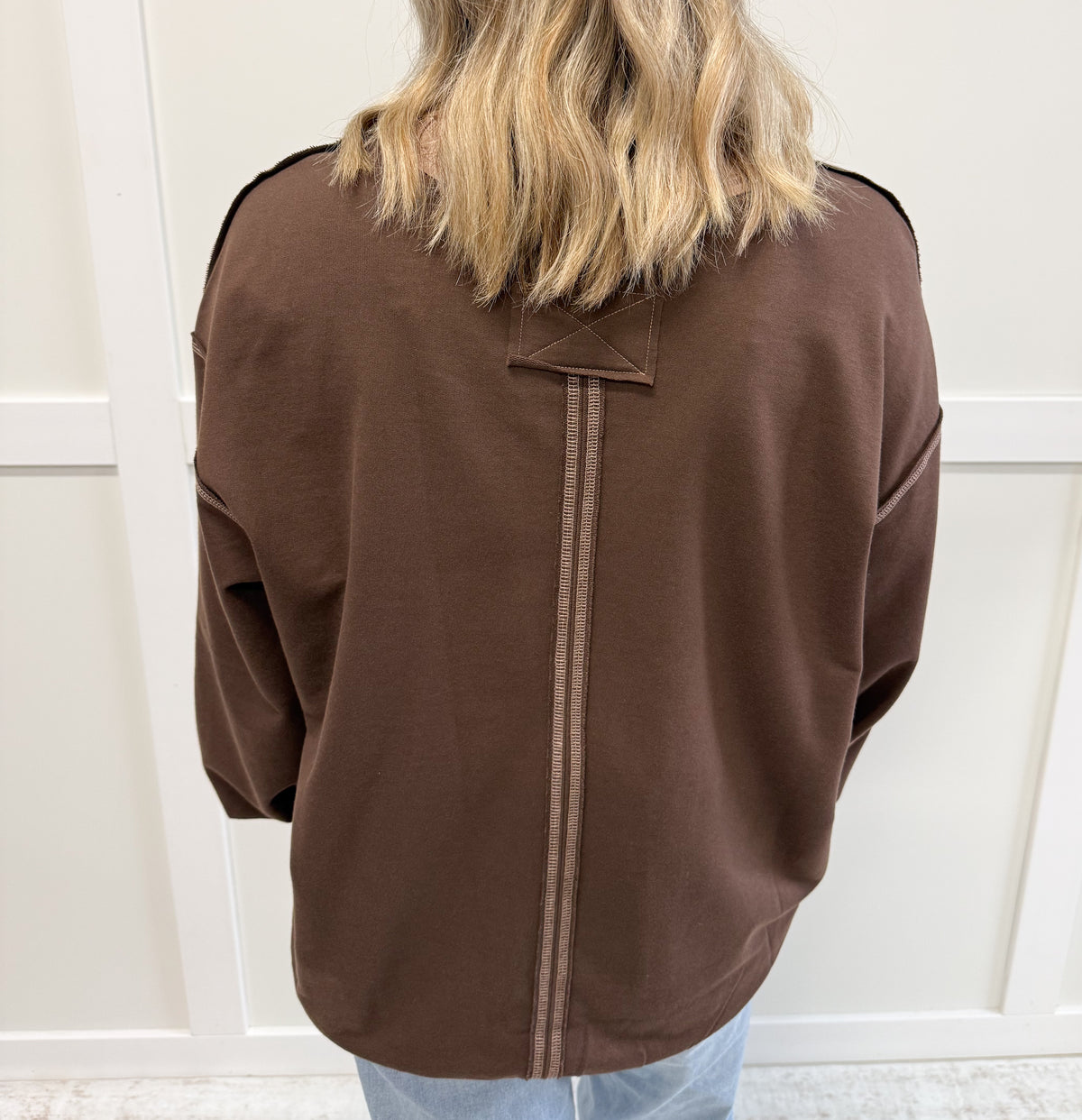 Clara Exposed Seam Contrast Trim Knit Top