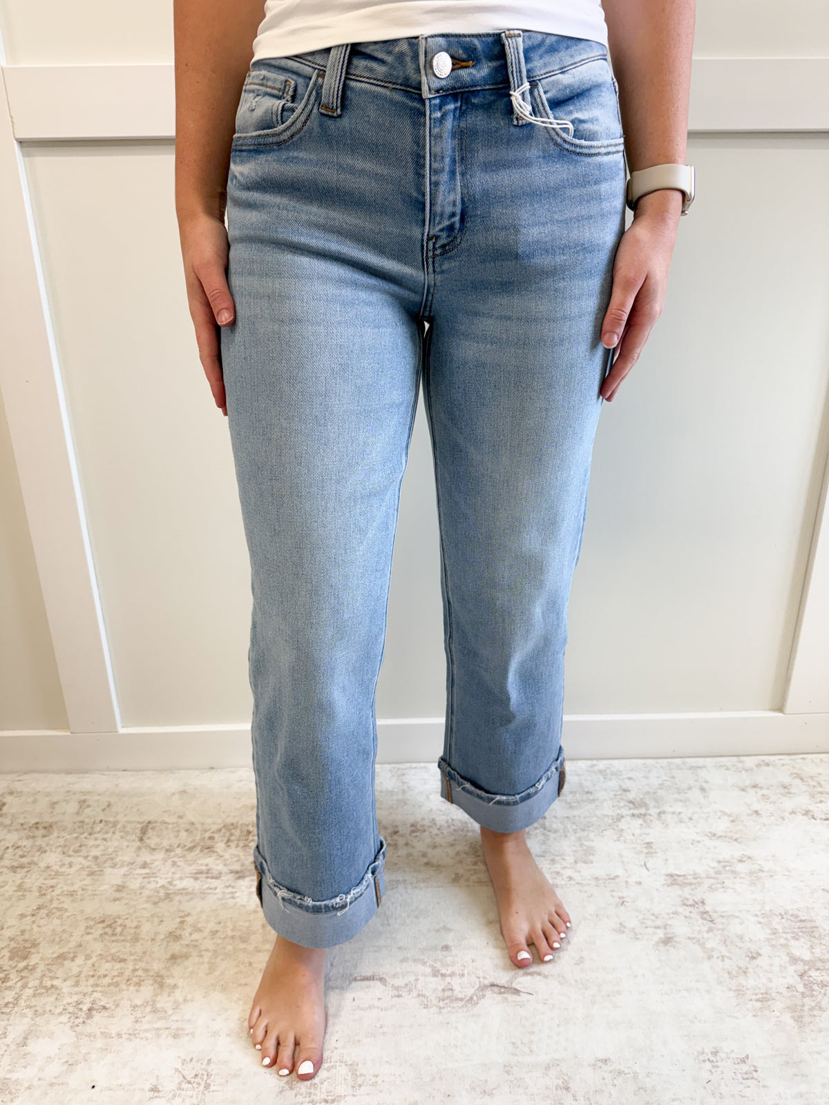 Becca Mid Rise Cuffed Slim Wide-28" Inseam